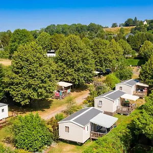 De 3*, Tauves France
